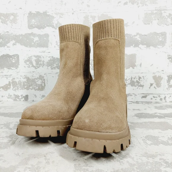 NEW Steve Madden Shoes Hayle Sand Suede Heeled Ankle Chelsea Boots i107 - Picture 2 of 10